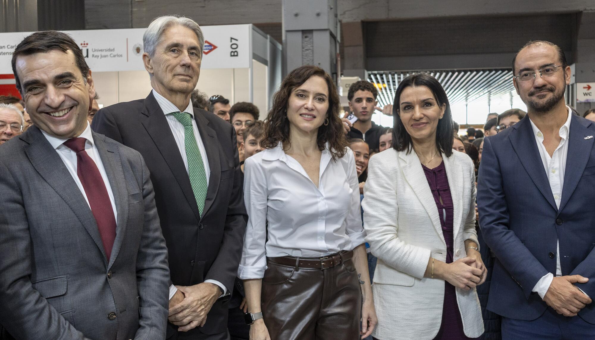 Isabel Díaz Ayuso Madrid es Ciencia - 6