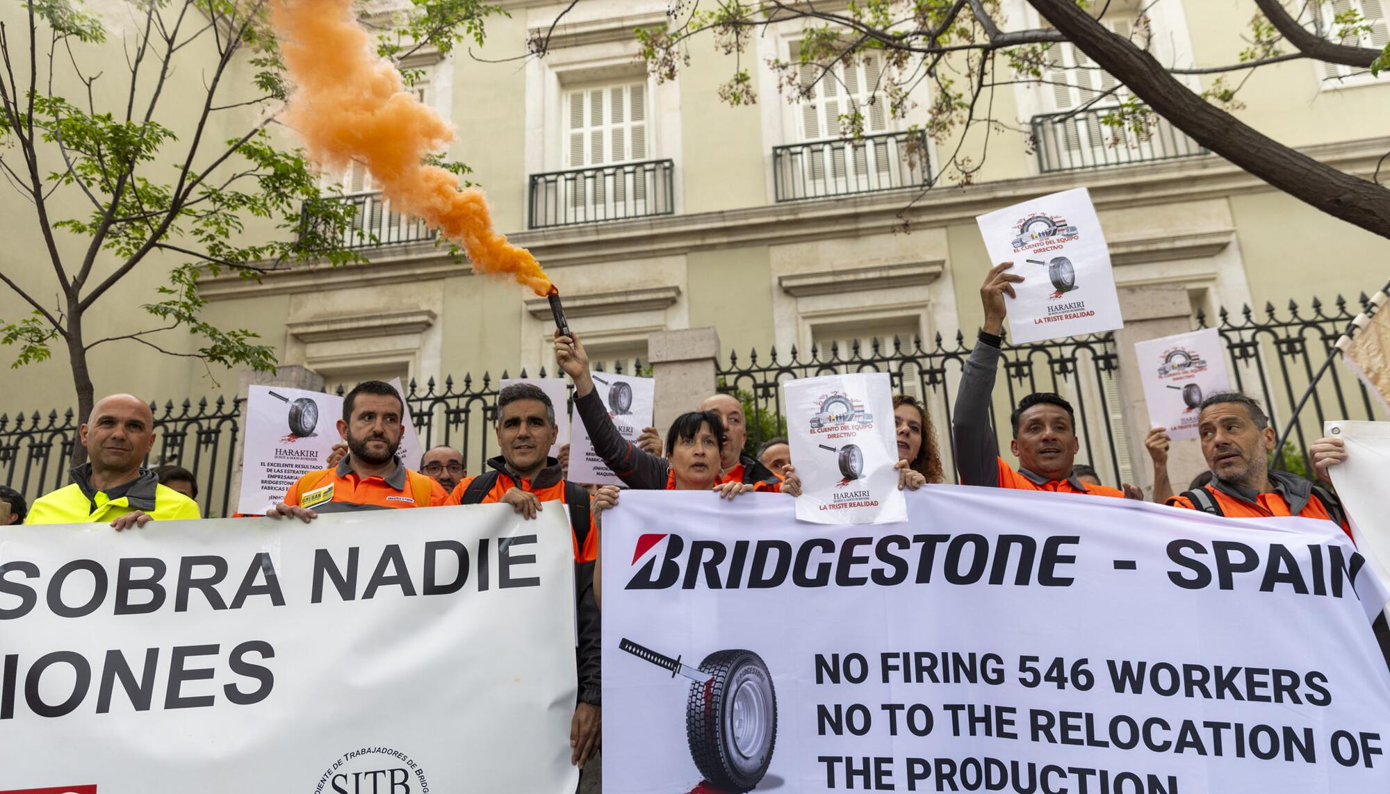 Concentración Bridgestone Embajada Japón - 10
