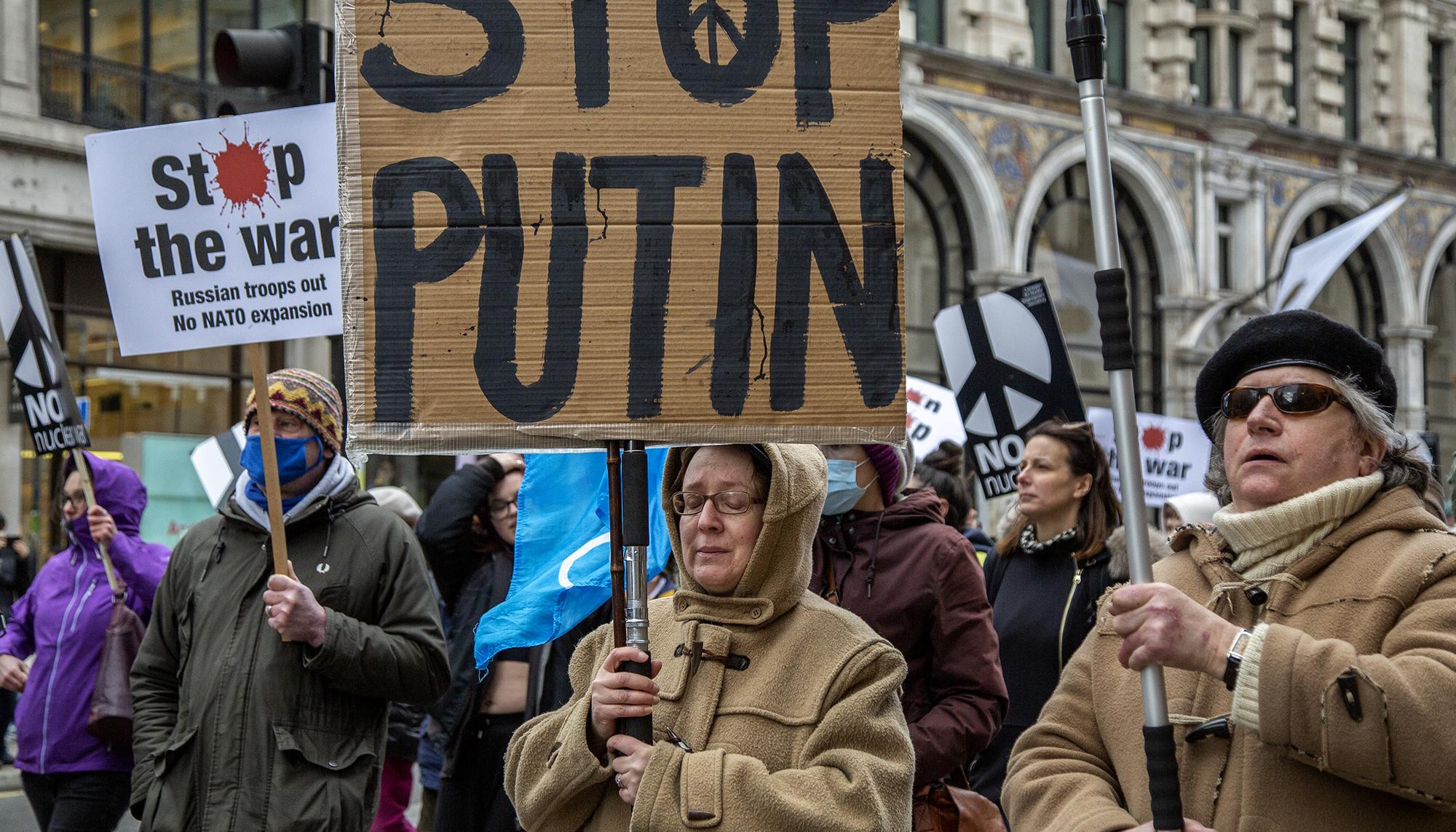 Protesta contra la guerra Ucrania Rusia en Londres 06