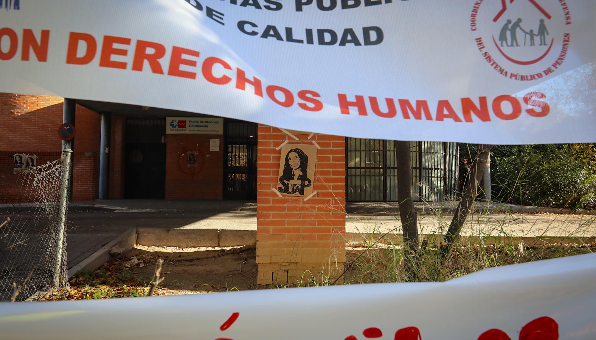 Ocupación Centro de Salud Las Aguilas - 8