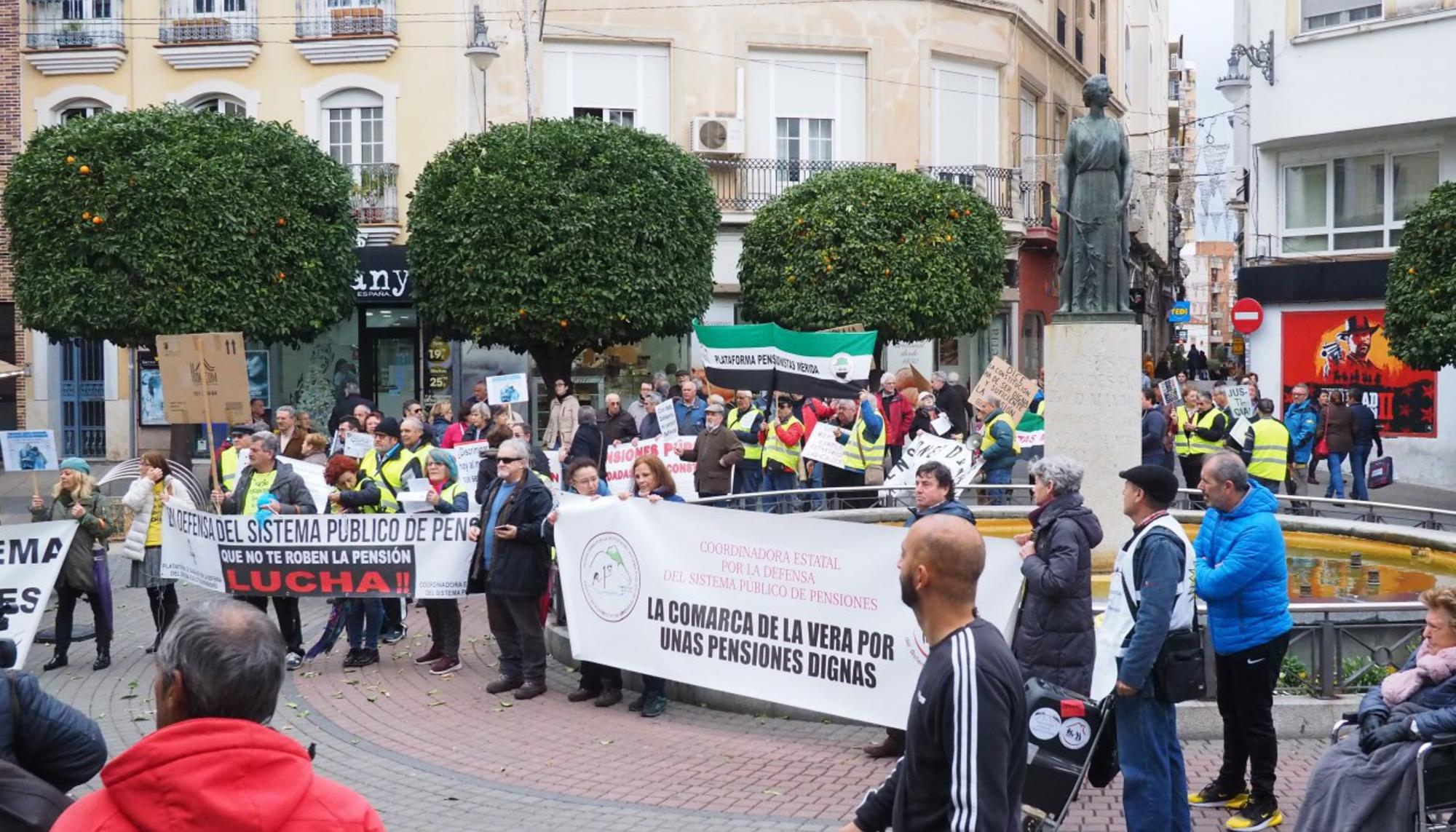 Manifestación pensionistas Extremadura. En Mérida
