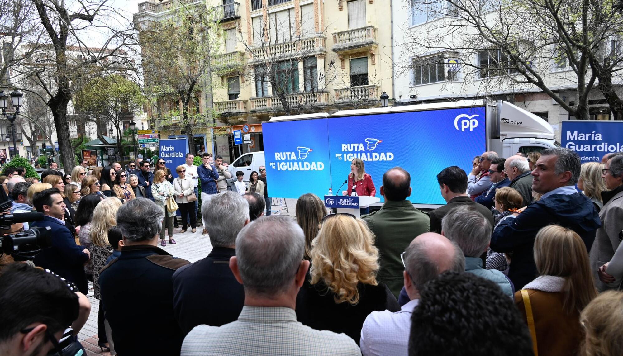 María Guardiola PP mitin