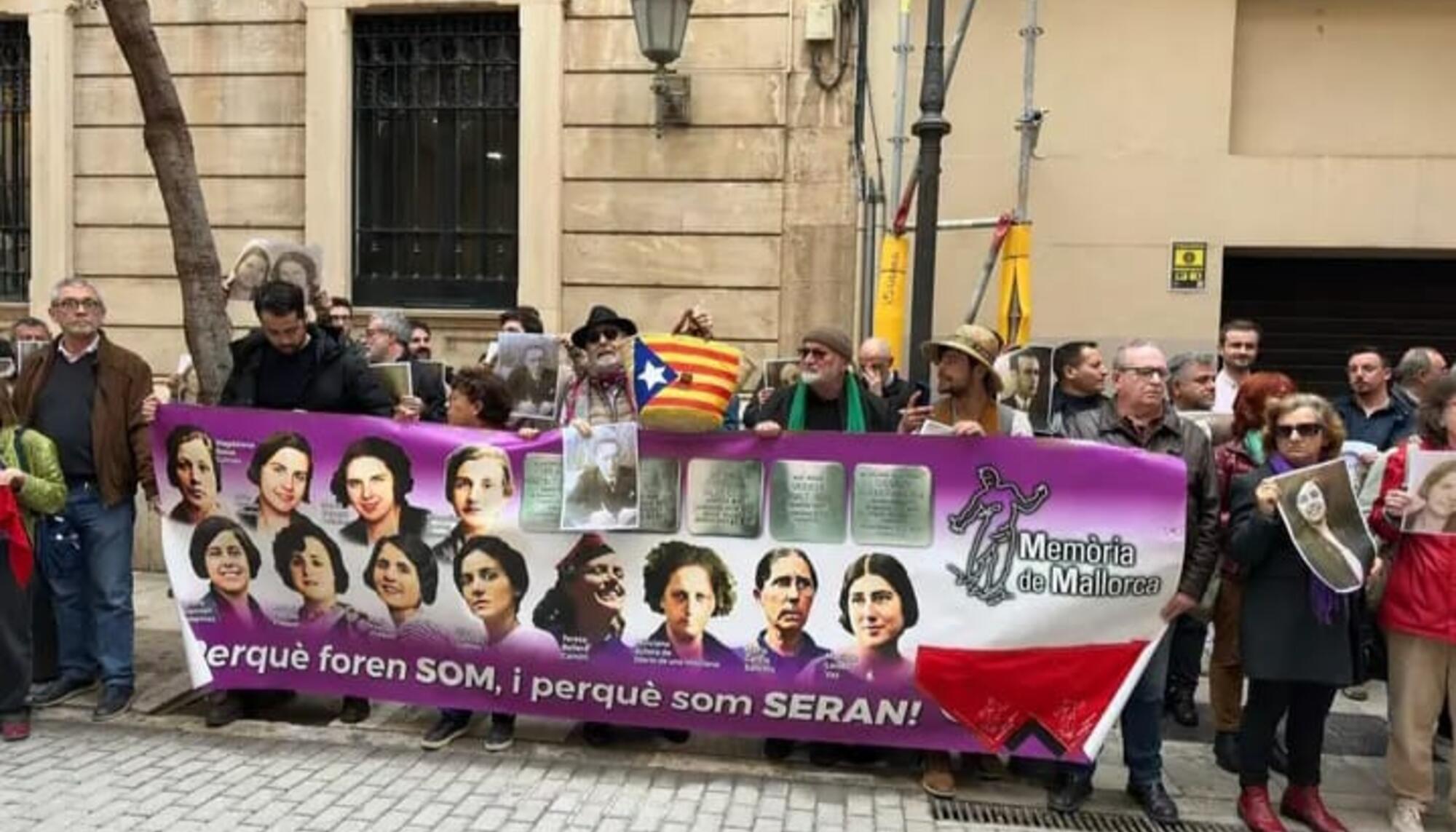 Concentracion derogacion ley memoria historica Palma 