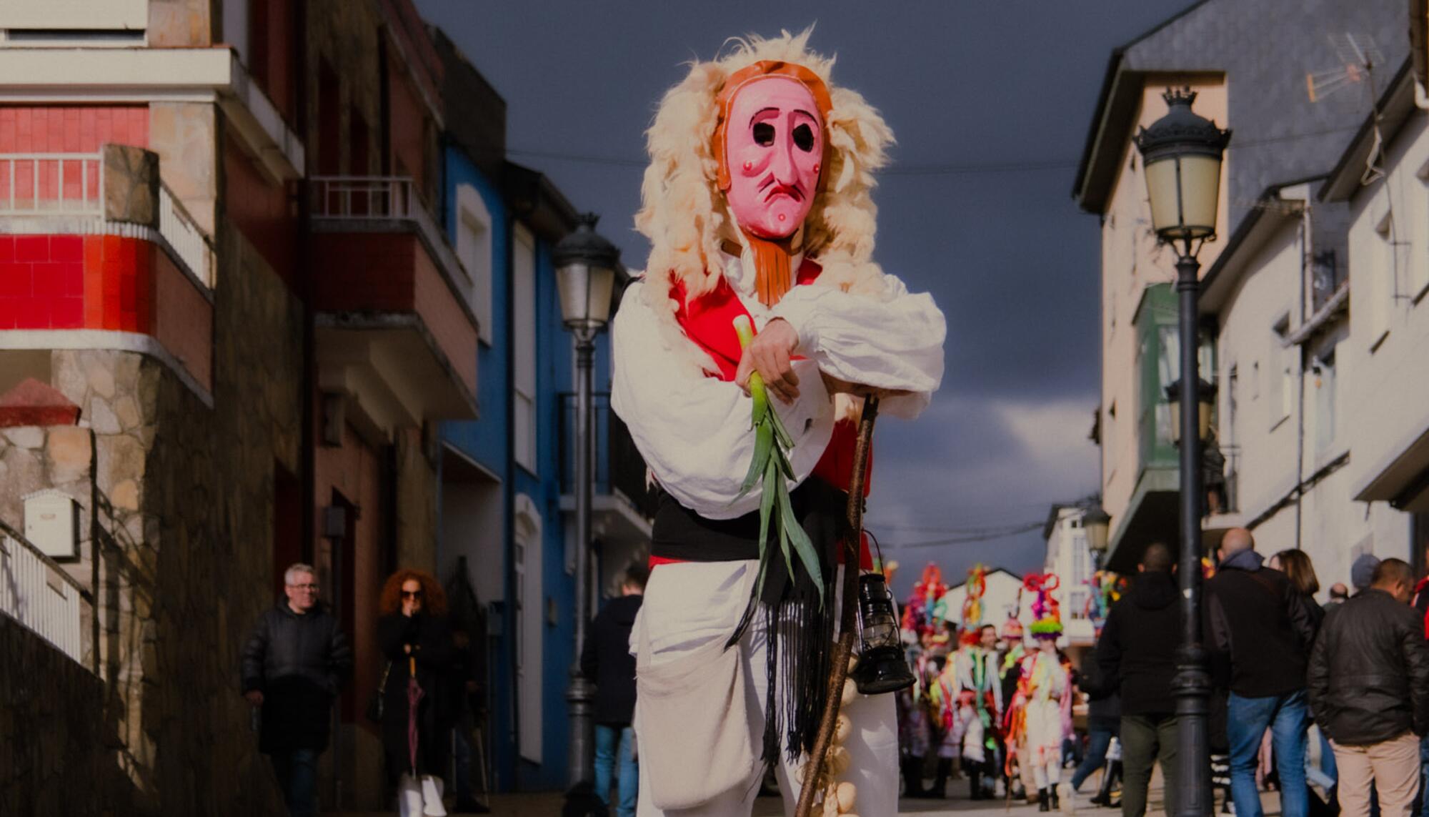 Máscaras ancestrais e entroidos tradicionais no encontro senlleiro da mascarada ibérica - 6