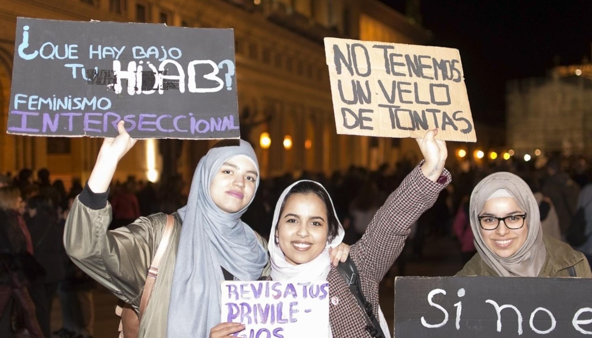 Tres feministas musulmanas.