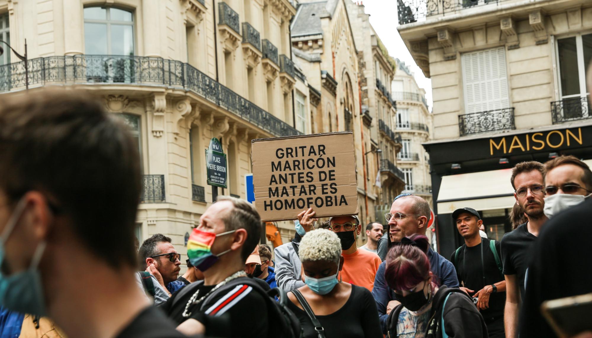 Concentración París Homofobia Samuel 2