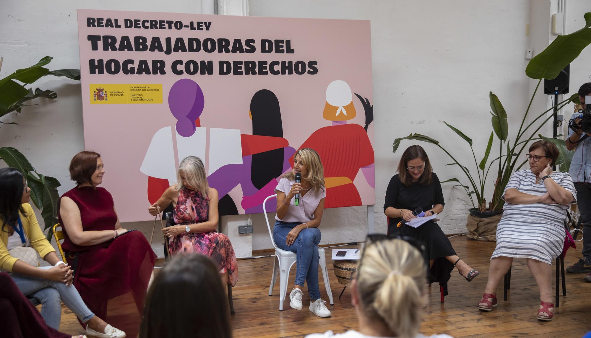 Acto Yolanda Diaz aprobacion decreto ley Trabajadoras hogar - 6