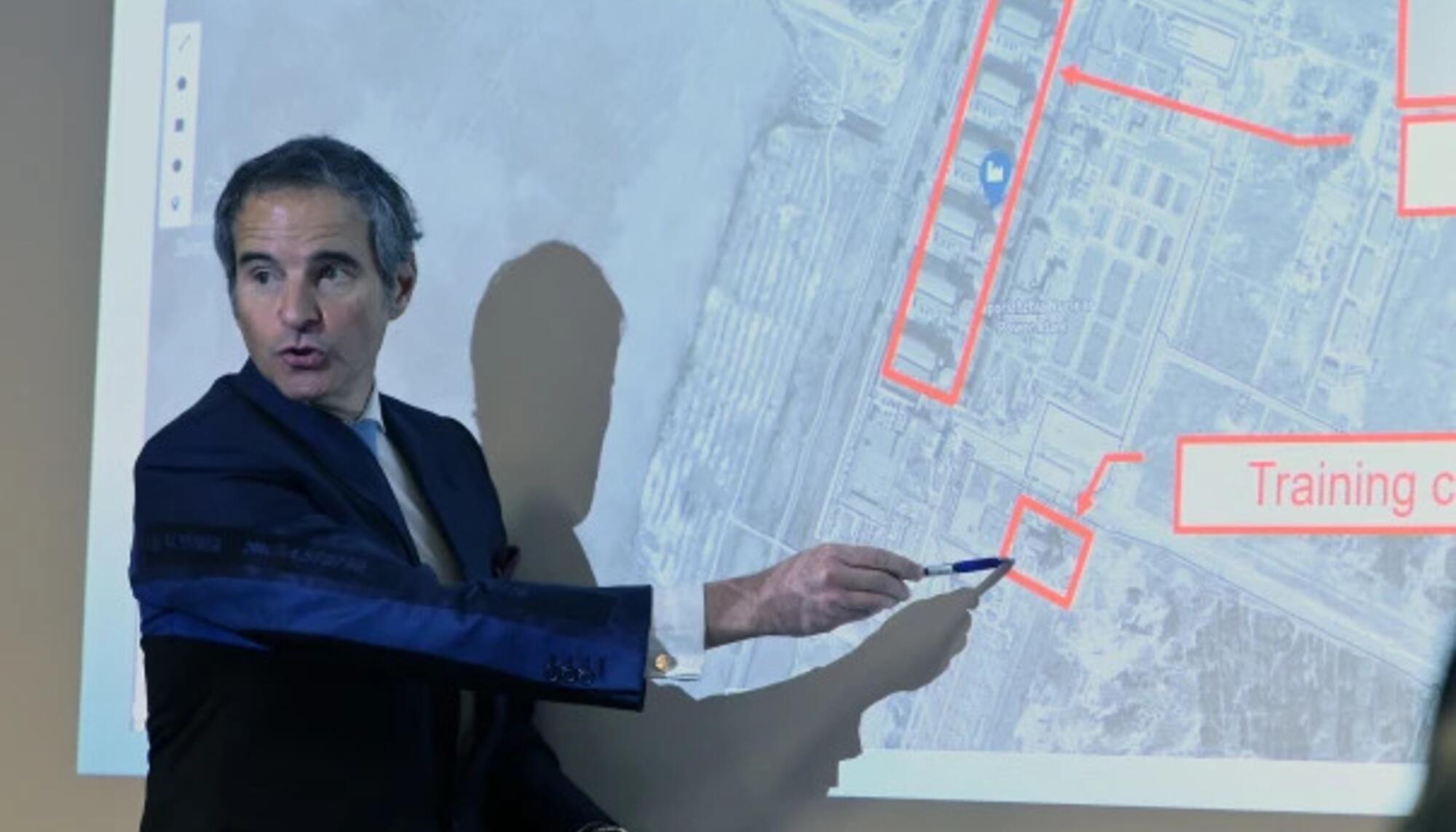 El secretario general de la OIEA, Rafael Grossi, lleva desde marzo de 2022 alertando sobre los peligros en Zaporizhzhia. Sin embargo, la agencia sigue promoviendo la expansión de la energía nuclear. Fuente: OIEA