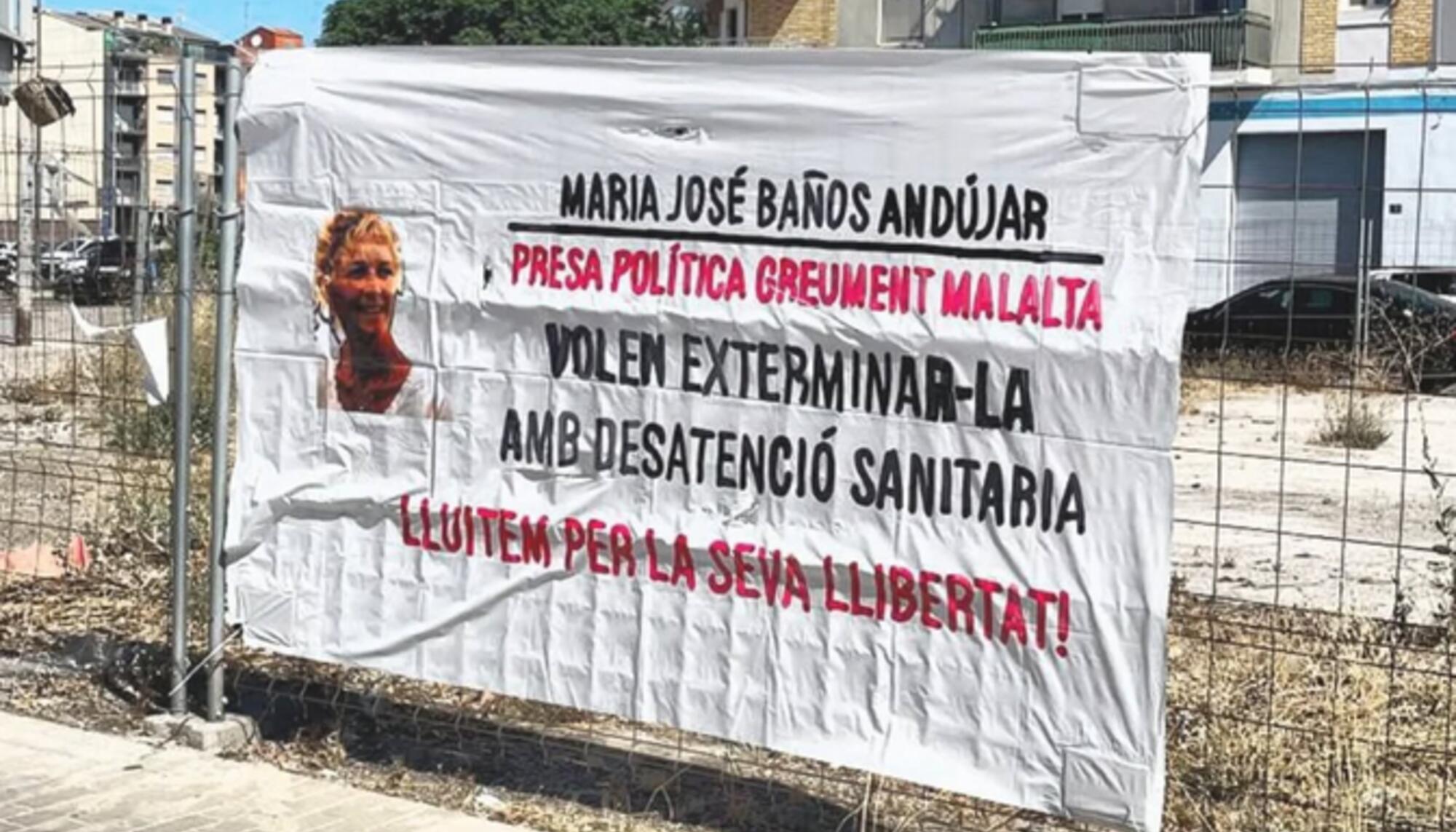 Pancarta por la liberación de María José Baños Andújar.
