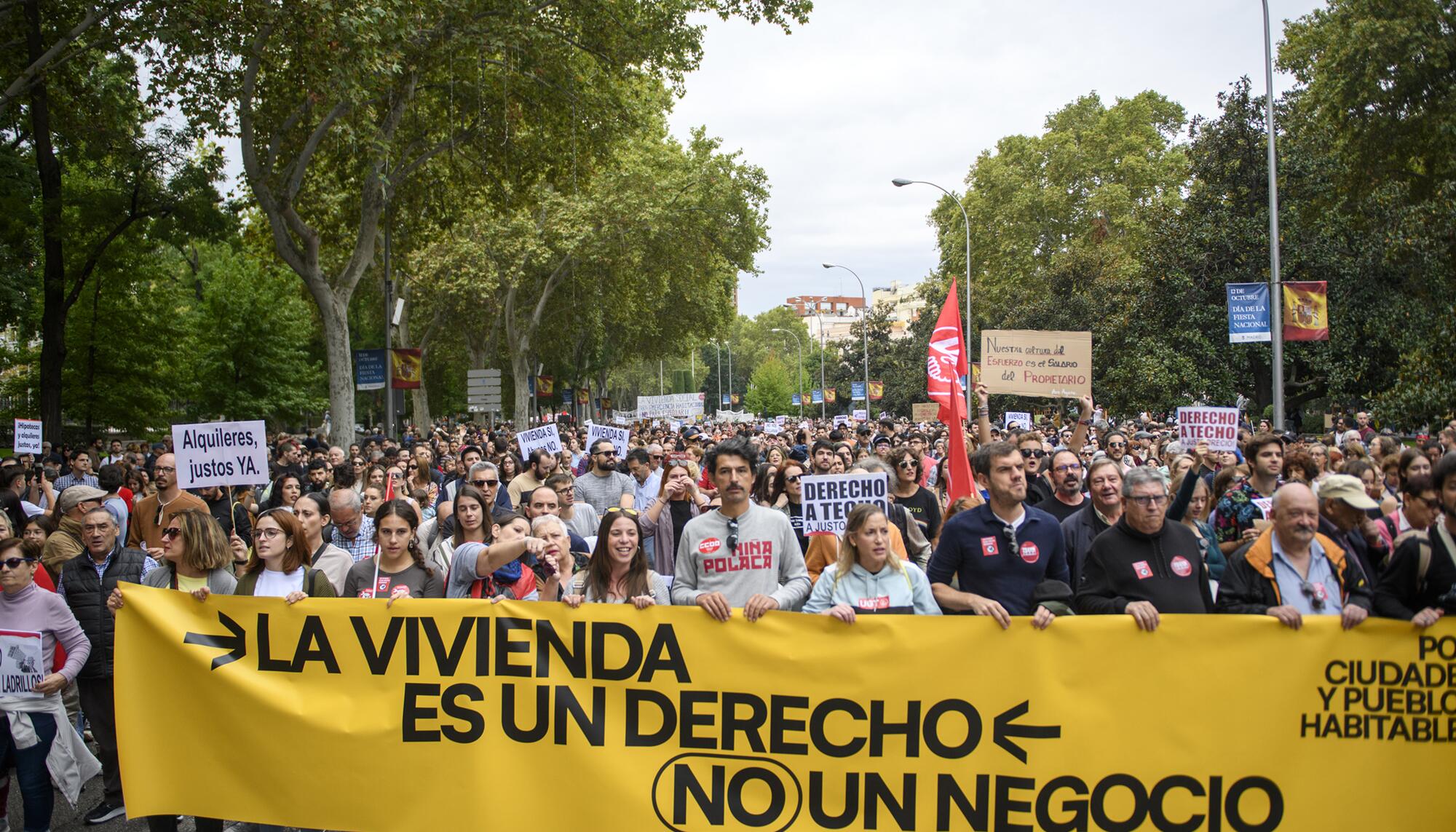 Manifestación vivienda 13O buenas - 11