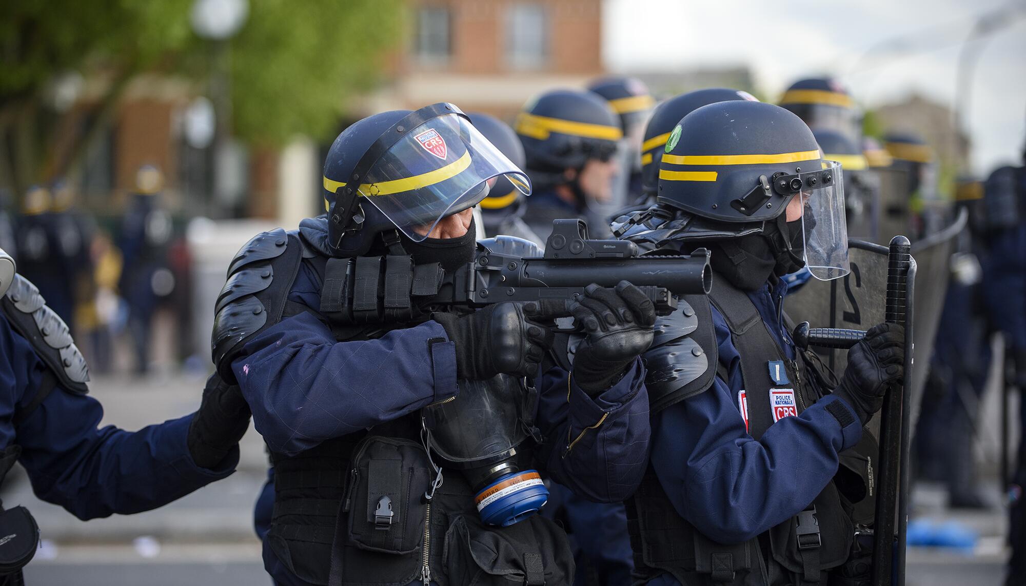 Policía Francia - 3