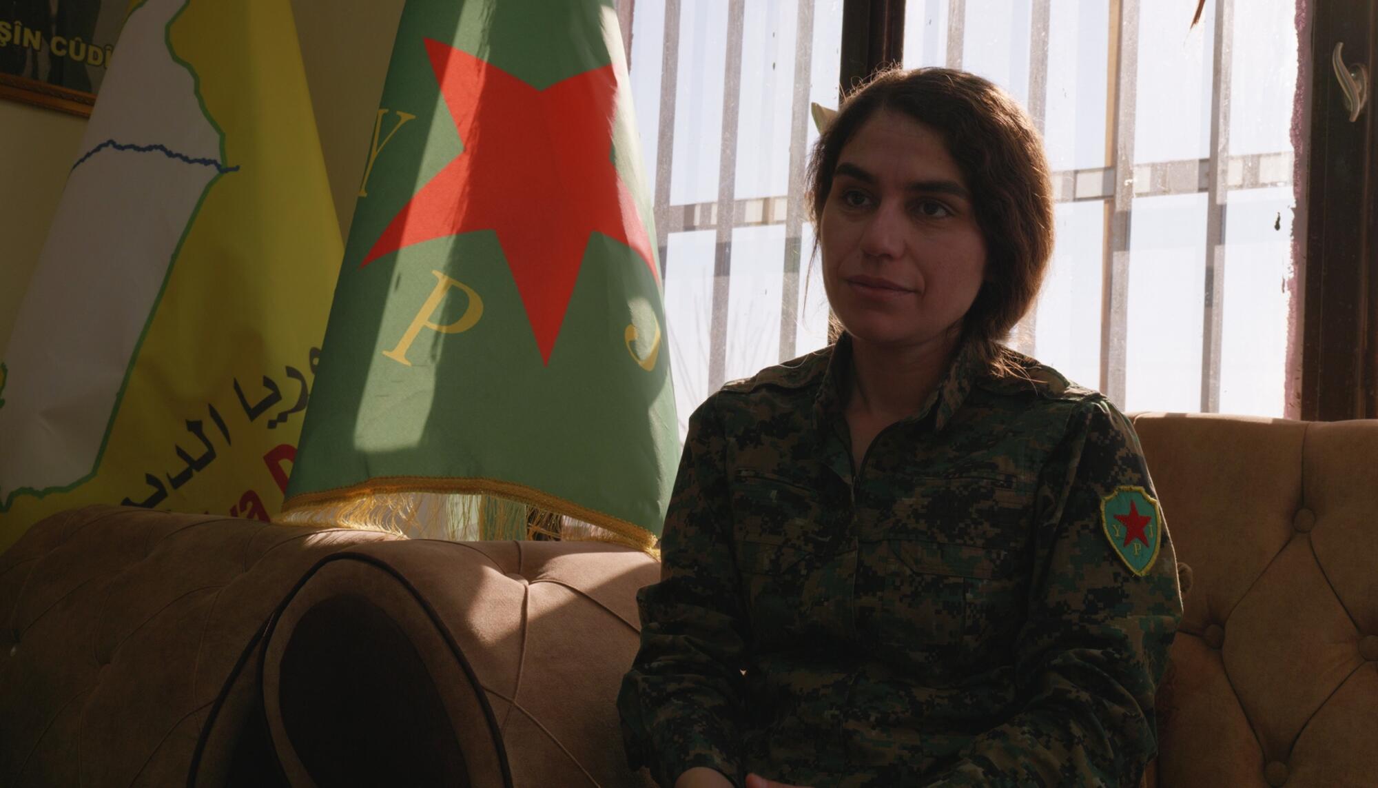 Roksanne Muhammad portavoz de las Unidades de Protección Femeninas (YPG)