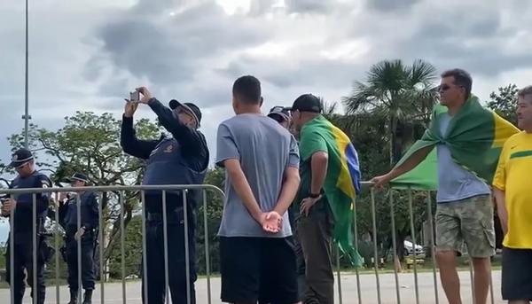 Selfie Policia Bolsonaristas