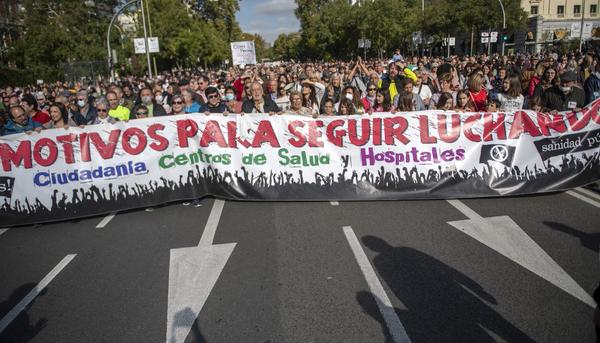 Manifestación por la Sanidad Pública en Madrid - 8