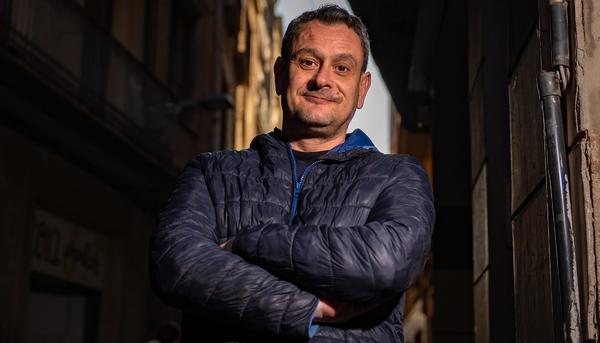 Juanma Luquer, vecino del bloque número 4 de Manresa