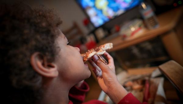 Menú infantil en tiempos de coronavirus: pizza, nuggets y refresco - 12