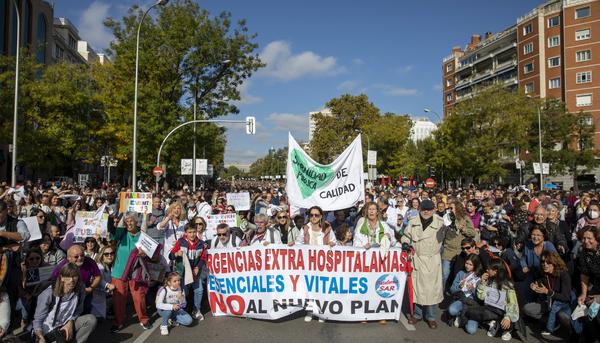 Manifestación por la Sanidad Pública en Madrid - 1