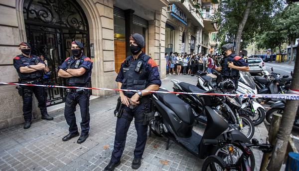Desahucios Barcelona mossos