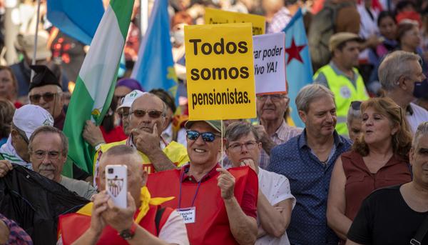 Manifestación subida de pensiones IPC - 11