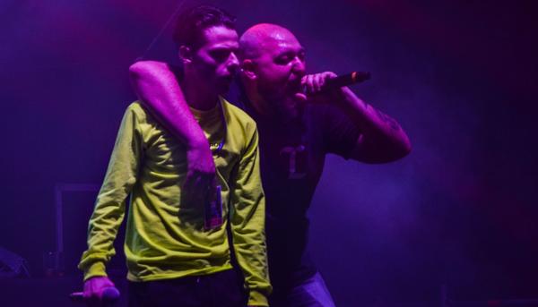 Kaixo e Abelo Valis