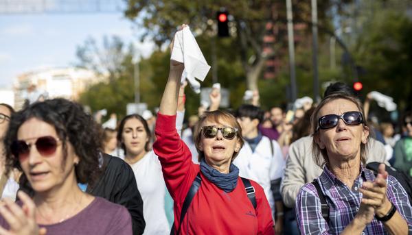 Manifestación por la Sanidad Pública en Madrid - 5