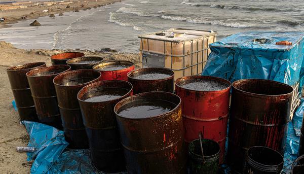 Pescadores afectados por el derrame de Repsol en Perú. - 8