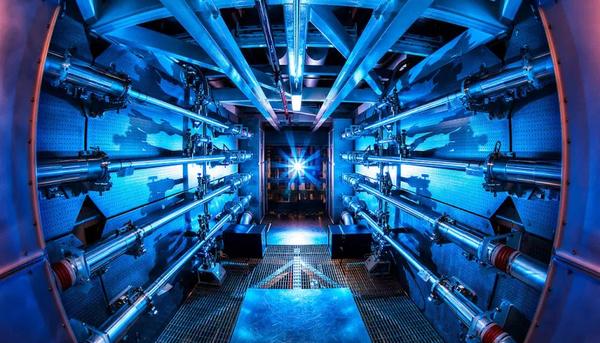 Los preamplificadores de la National Ignition Facility. Fuente: Beyond Nuclear International 