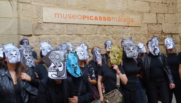 Los trabajadores del Museo Picasso Málaga en una movilización por un convenio justo