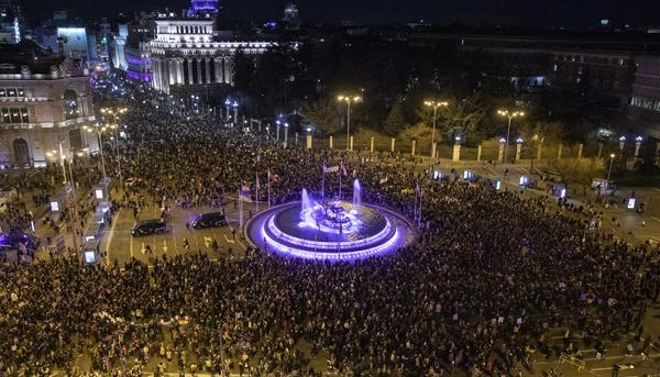 8M 2023 Cibeles