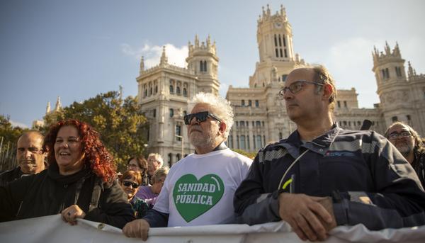 Manifestación por la Sanidad Pública en Madrid - 14