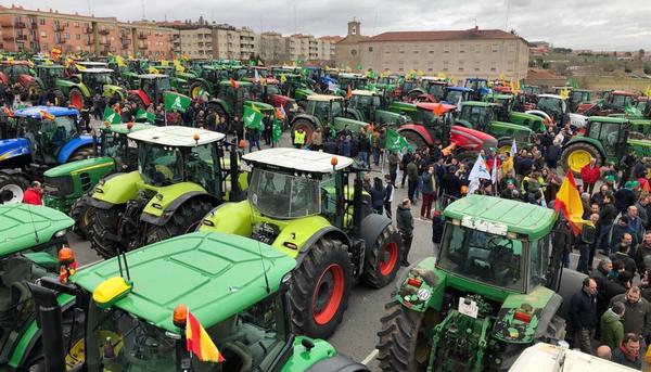 Concentración de tractores en Salamanca