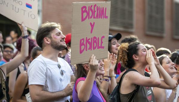 Bisexual Orgullo Crítico Minguito