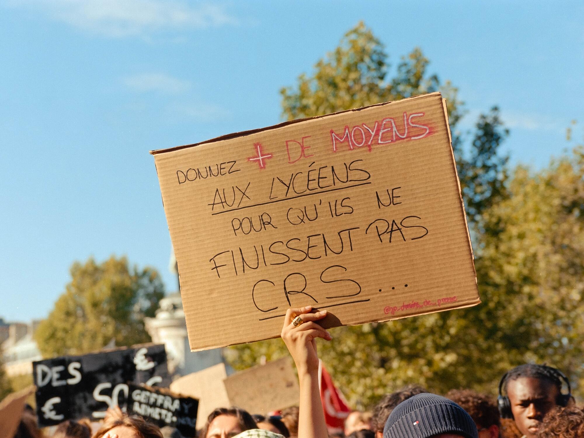 París Julien H. - 19
