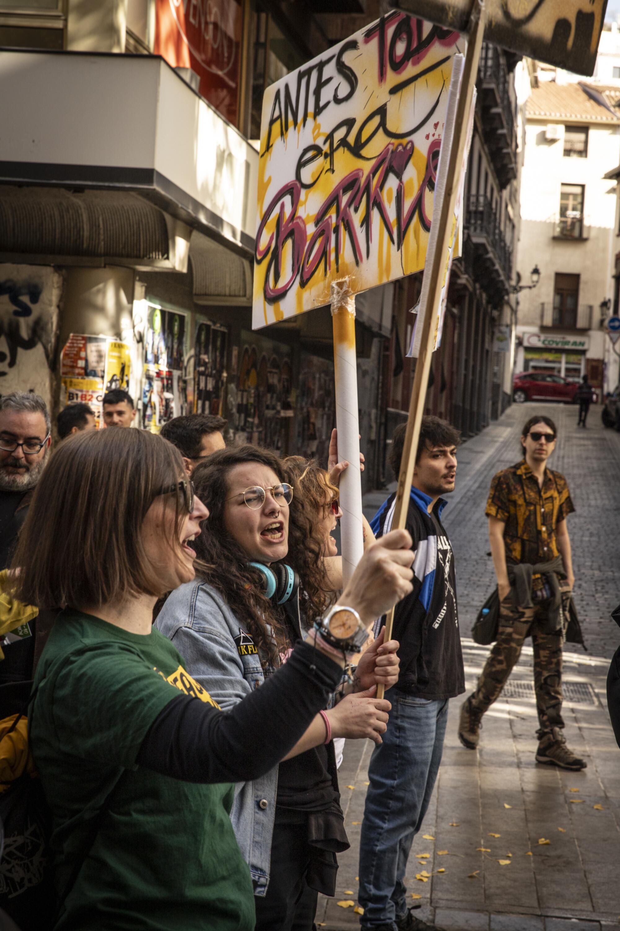 Manifestación contra el negocio especulativo de la vivienda - 5