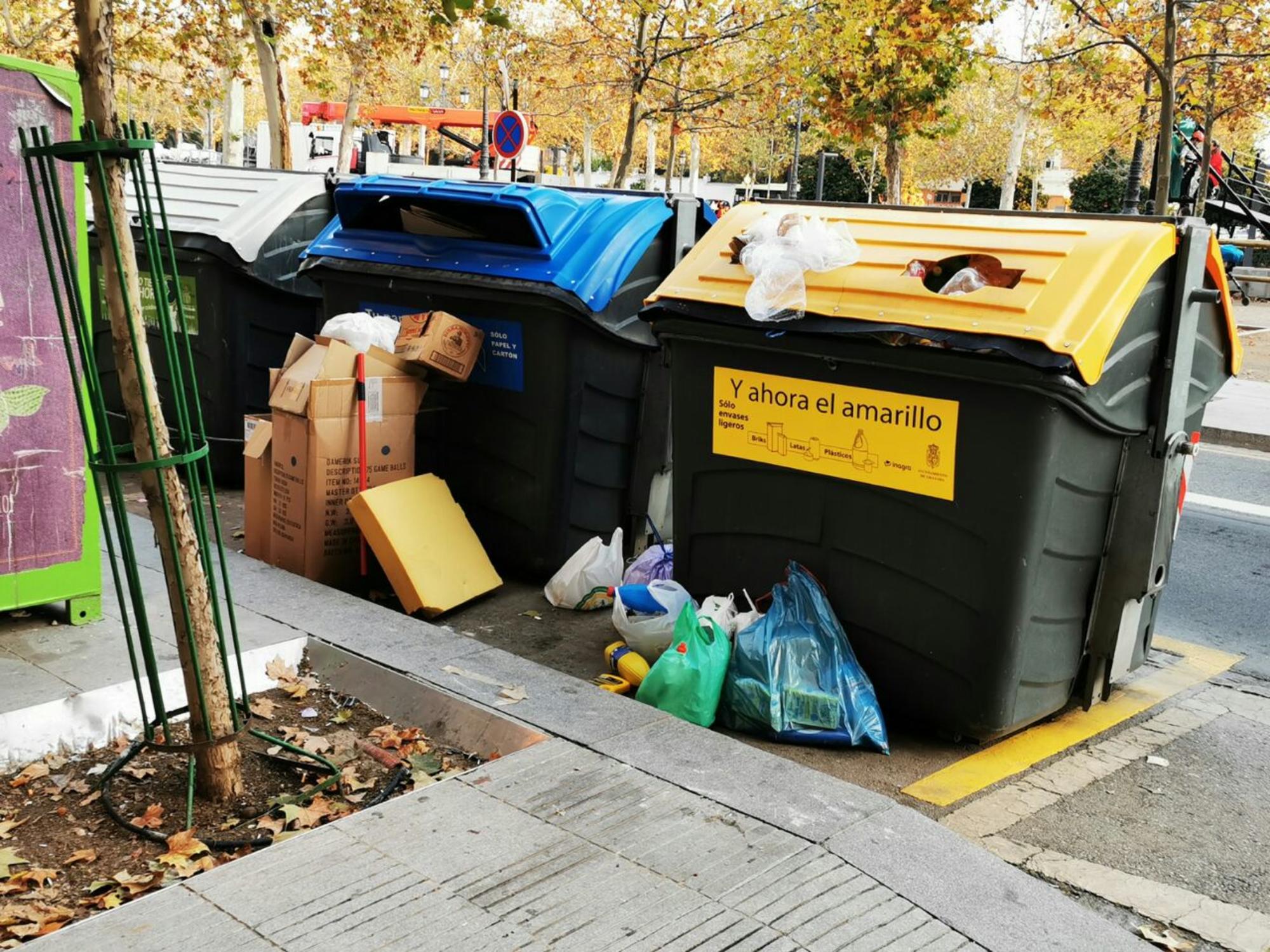 Contenedores reciclaje en Granada