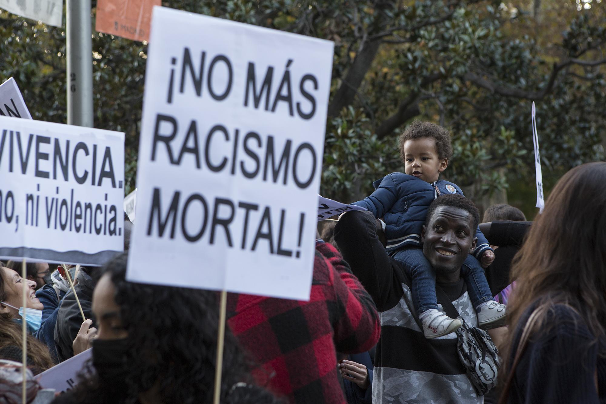 Manifestación antirracista en Madrid: Contra la violencia racista y los delitos de odio - 1