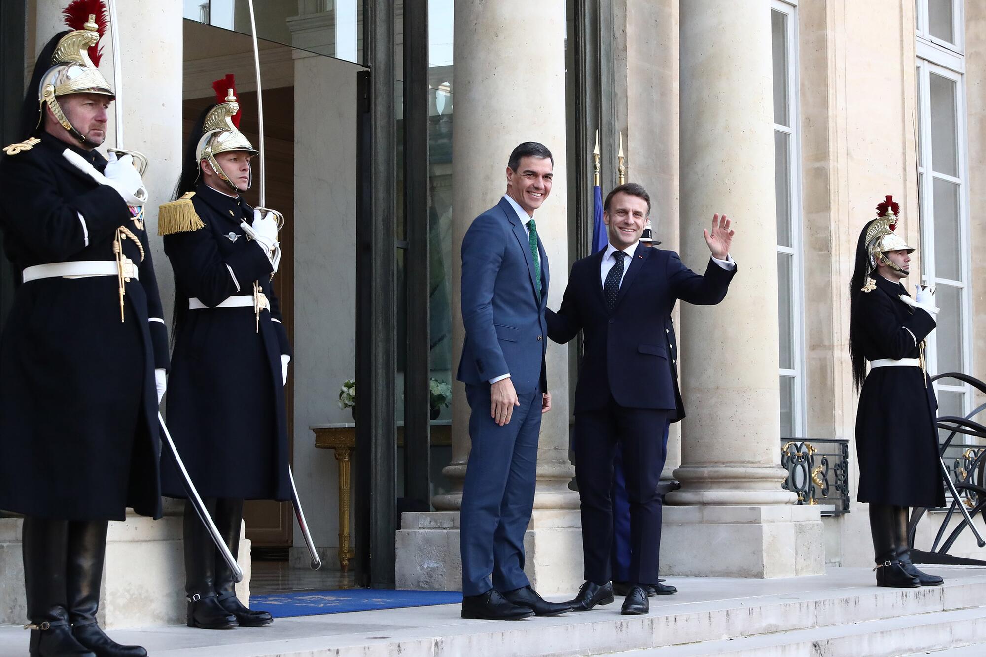 Pedro Sánchez reunión París Ucrania 2