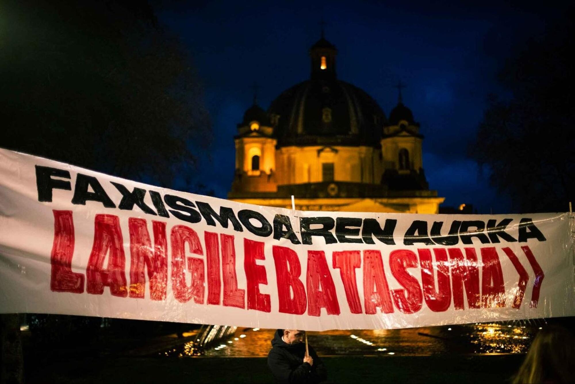 Contra el fascismo, ni un paso atrás: las juventudes socialistas de Euskal Herria convocan marchas en Iruñea y Bilbao - 1