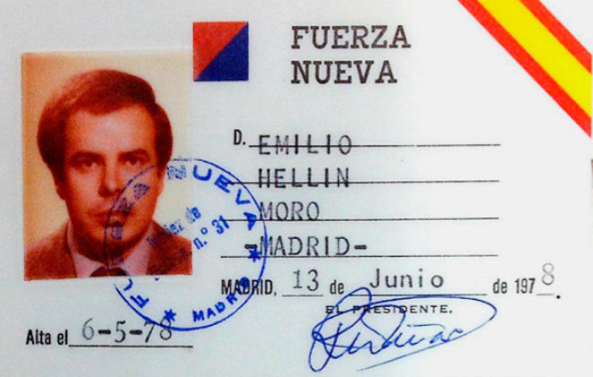 Carnet de Emilio Hellín como militante de Fuerza Nueva