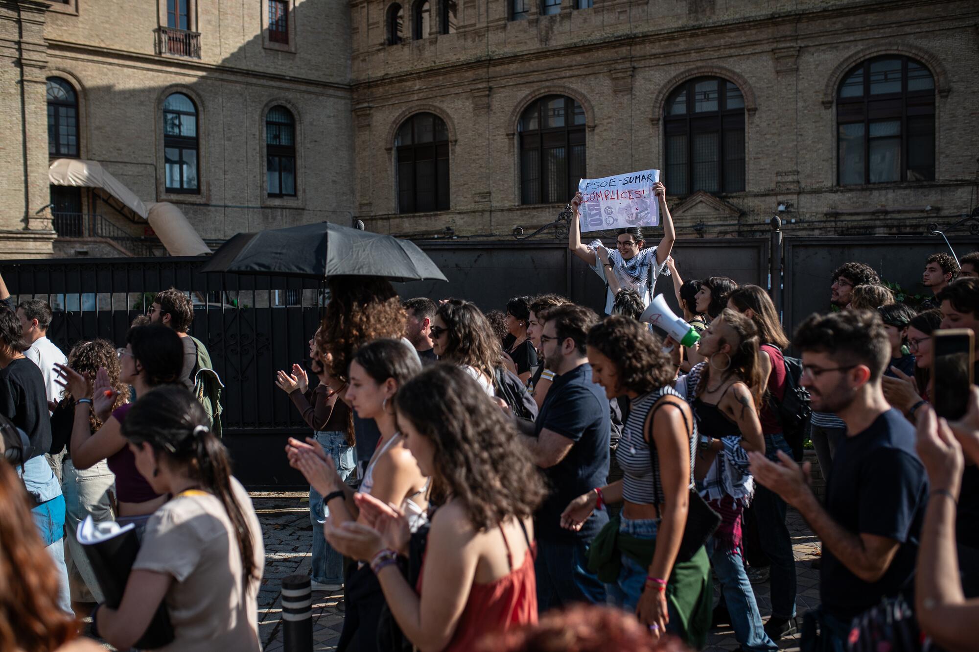 USConcentración represión - 14