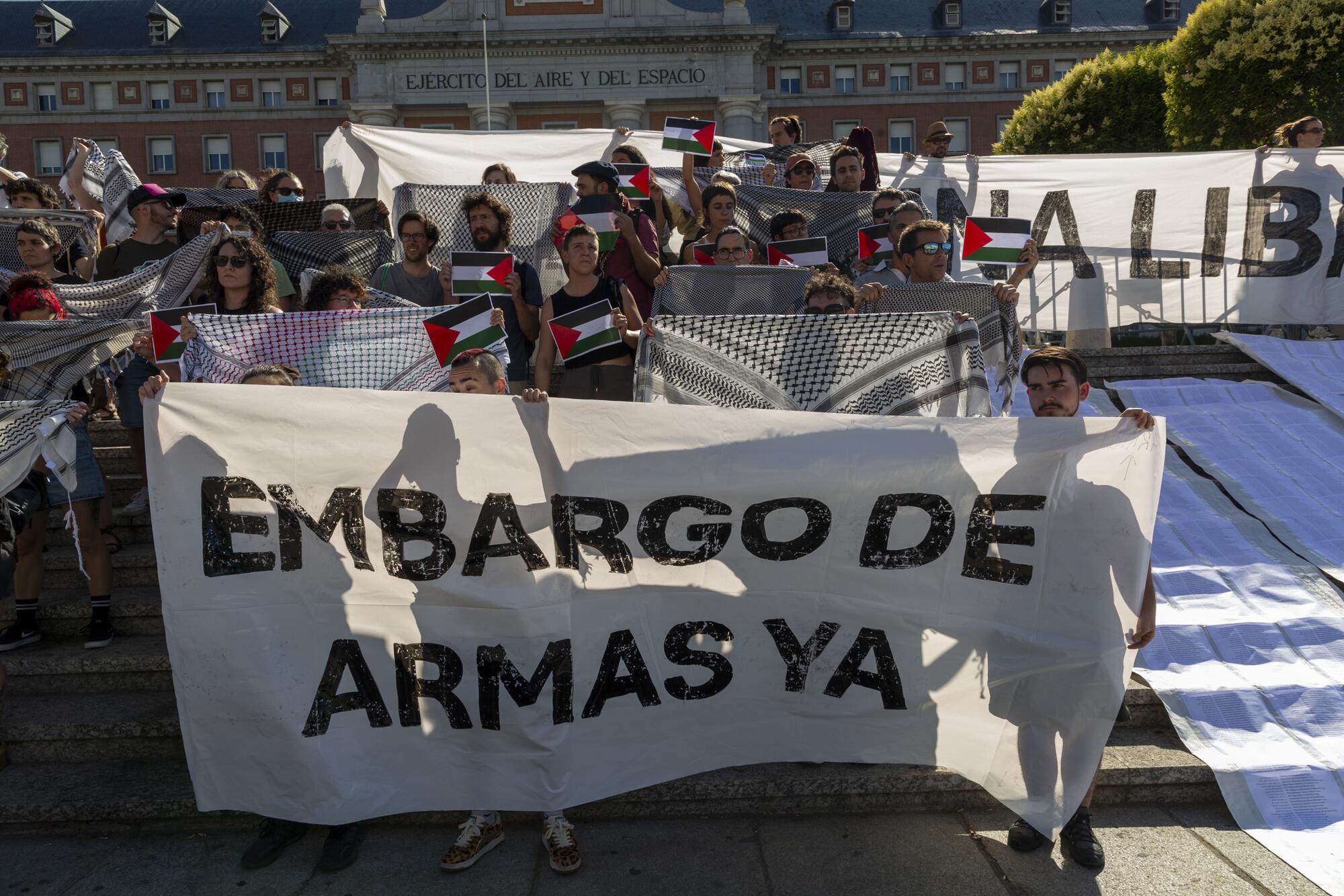 Embargo Defensa - 2