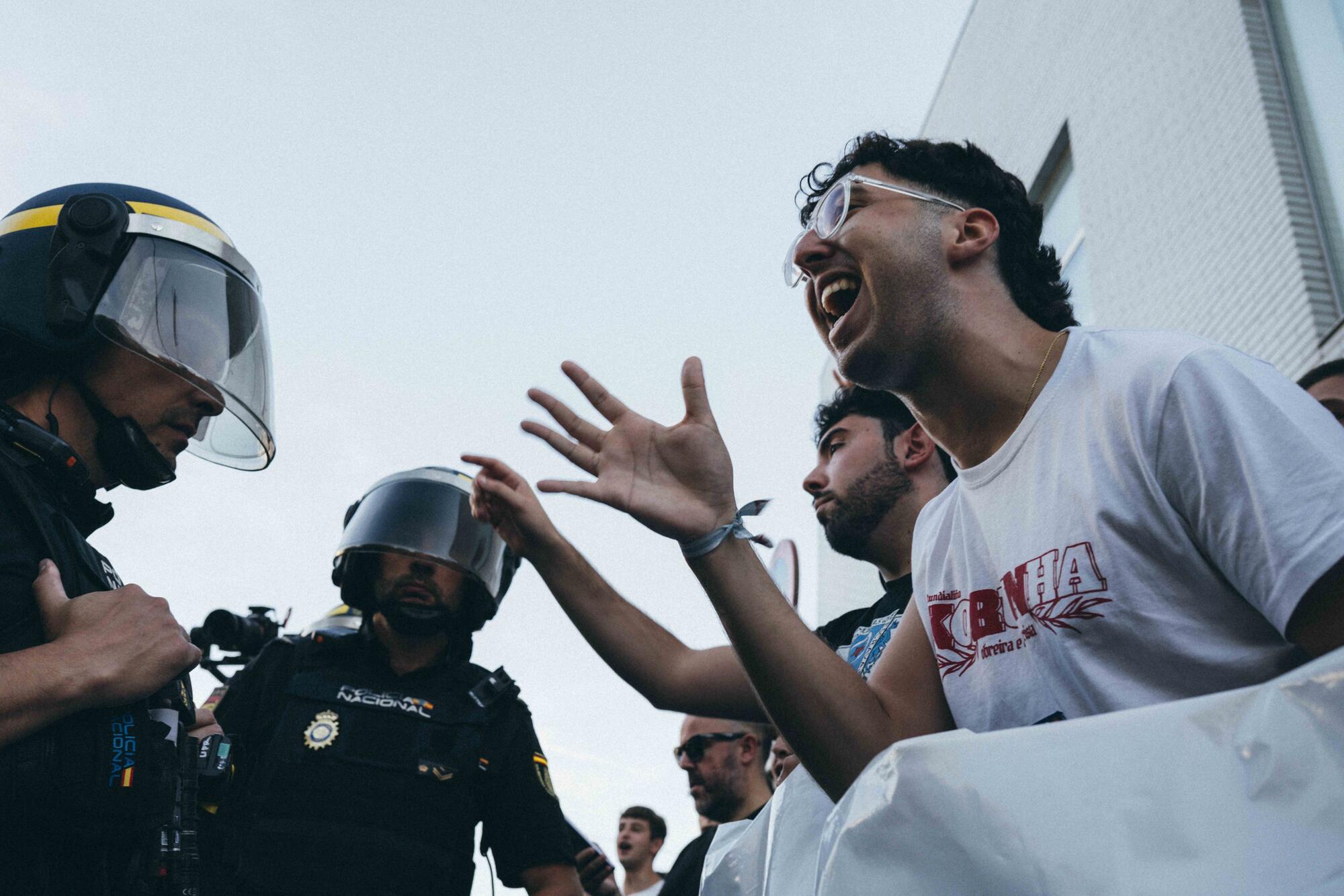 Boicot al mitin Vox en Santiago de Compostela - 9