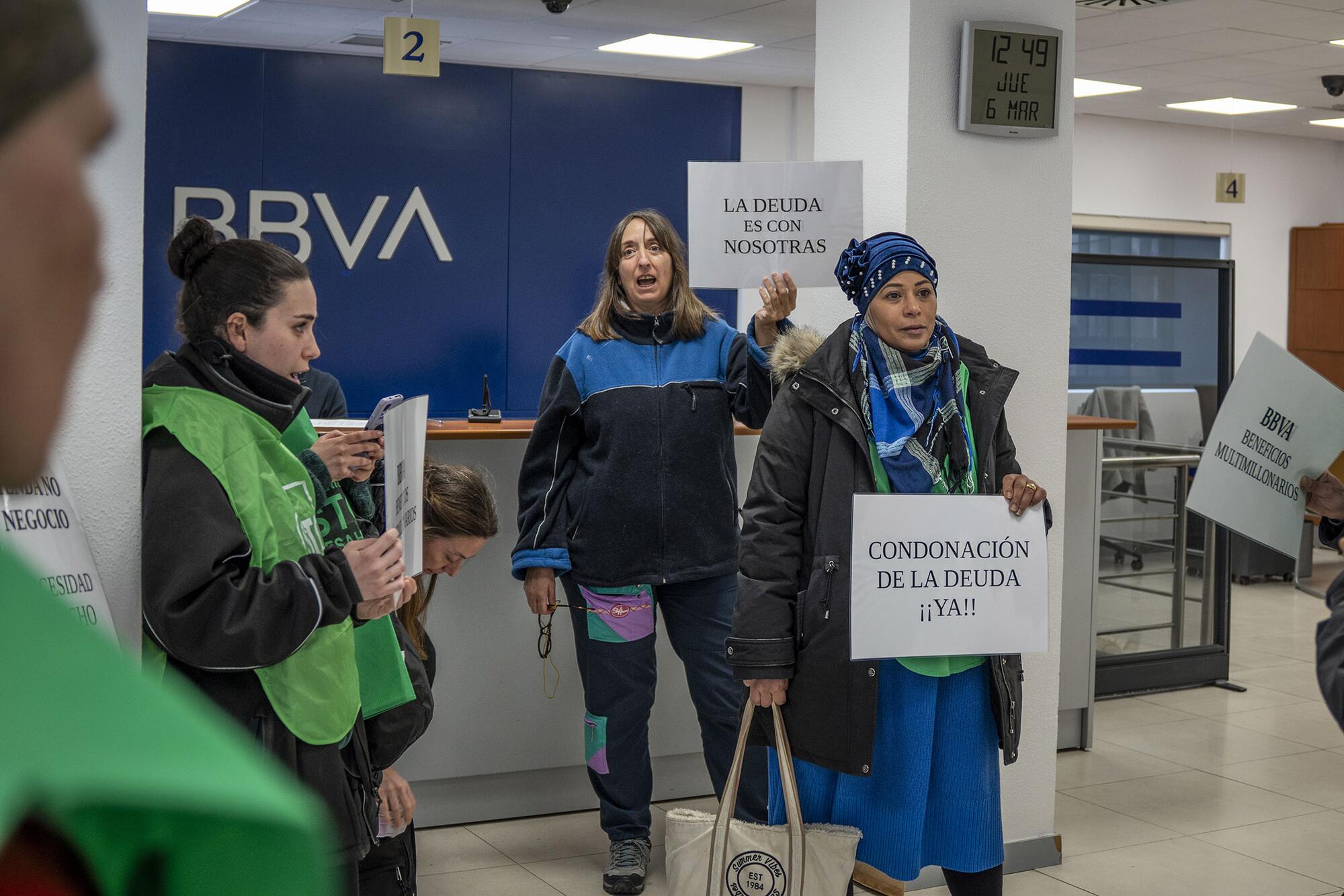 PAH Vallecas en BBVA - 5