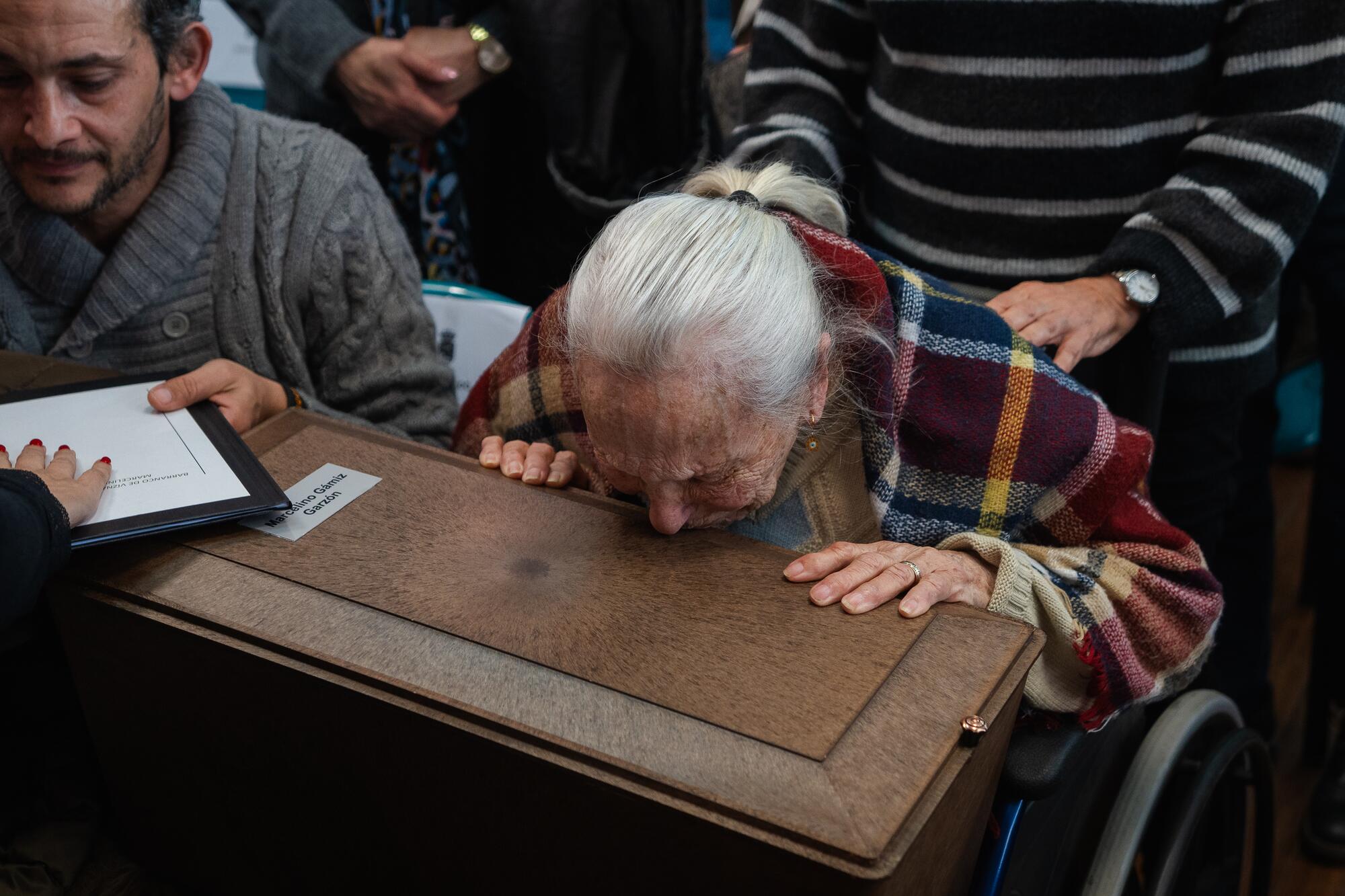 Francisco y Marcelino vuelven con sus familias. Víznar, Granada. - 1