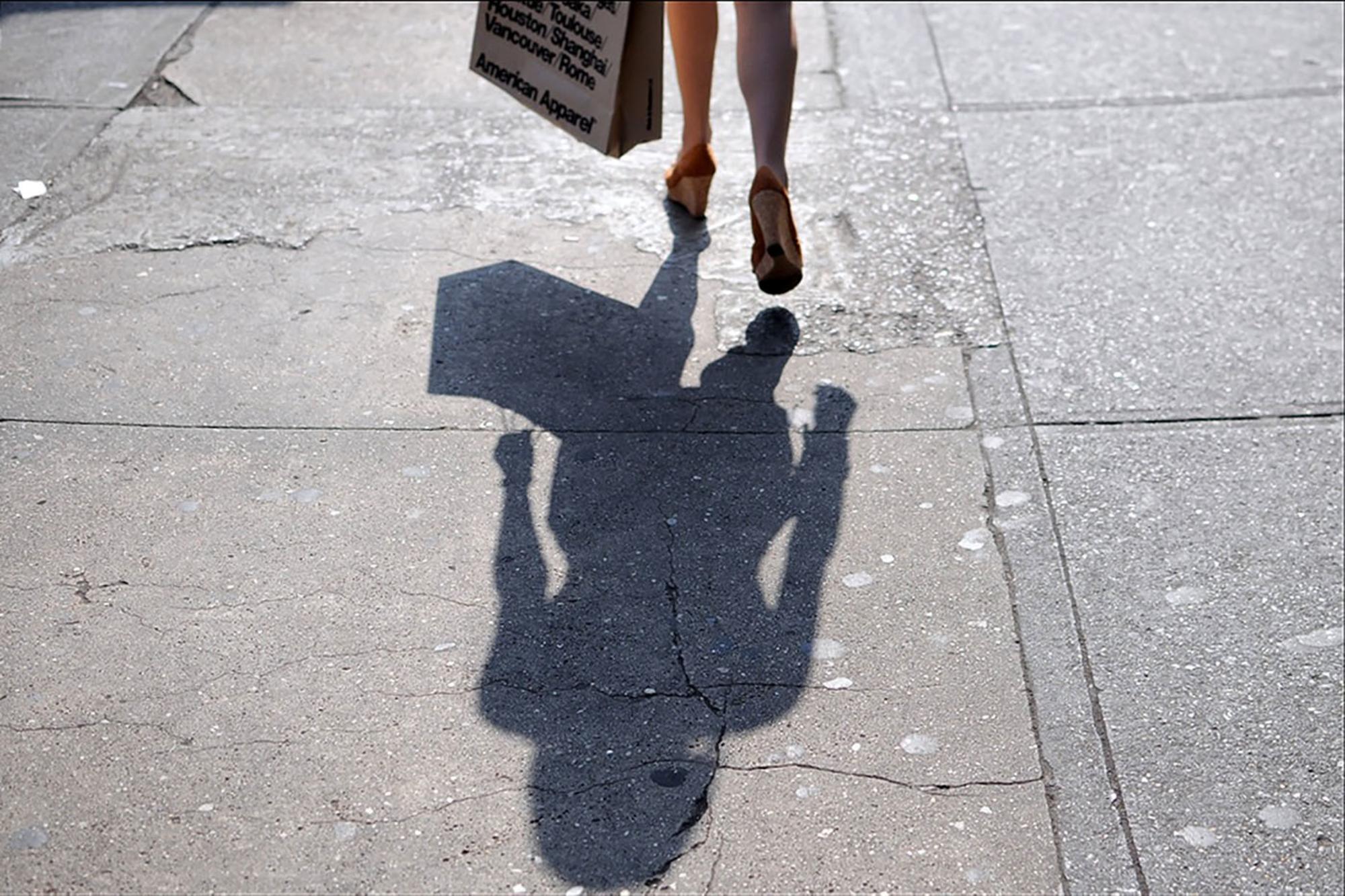 Mujer de compras en NY