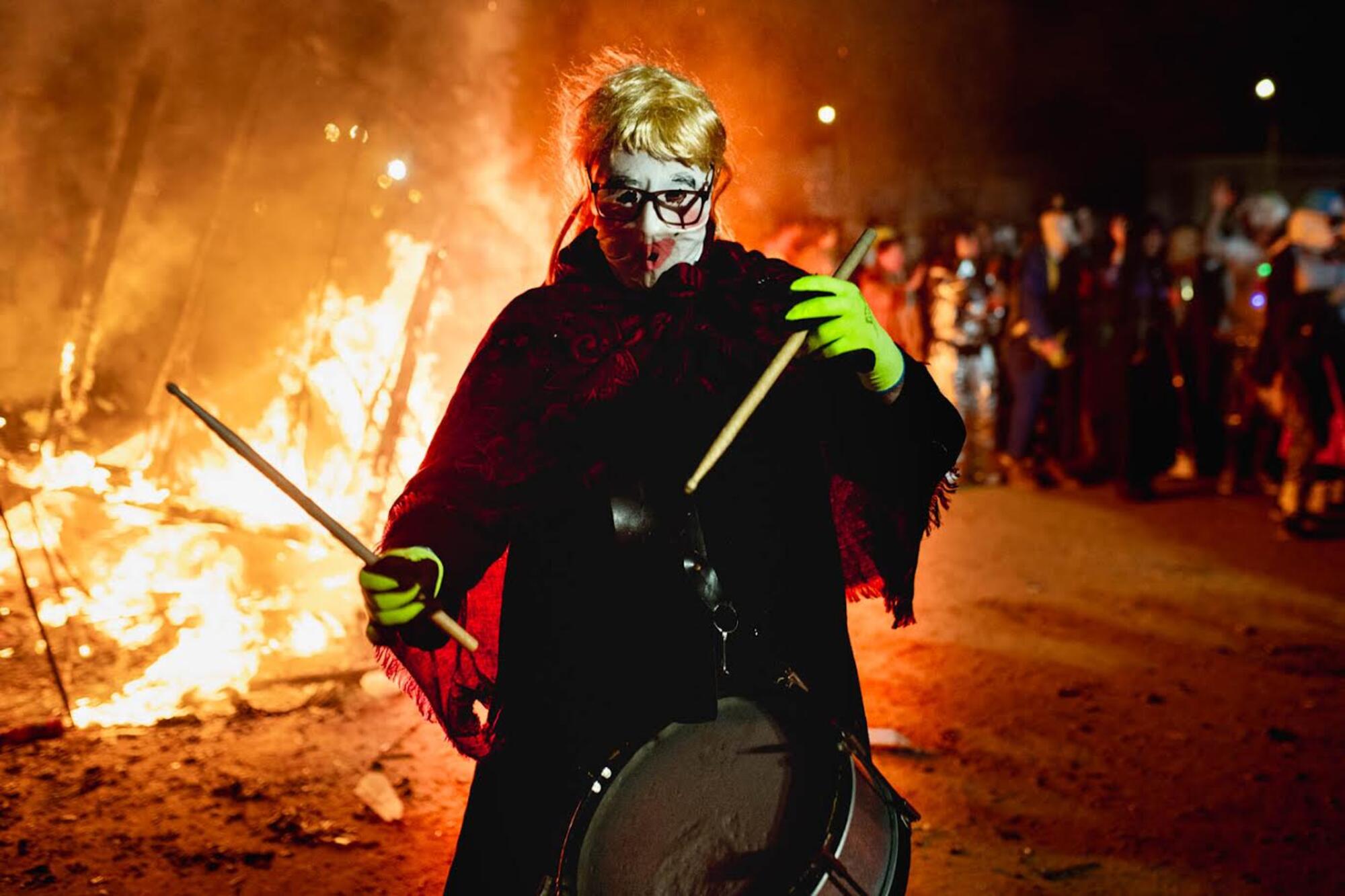 Fuentes de Andalucía, un pueblo ‘enmascarado’ de carnaval y memoria - 3