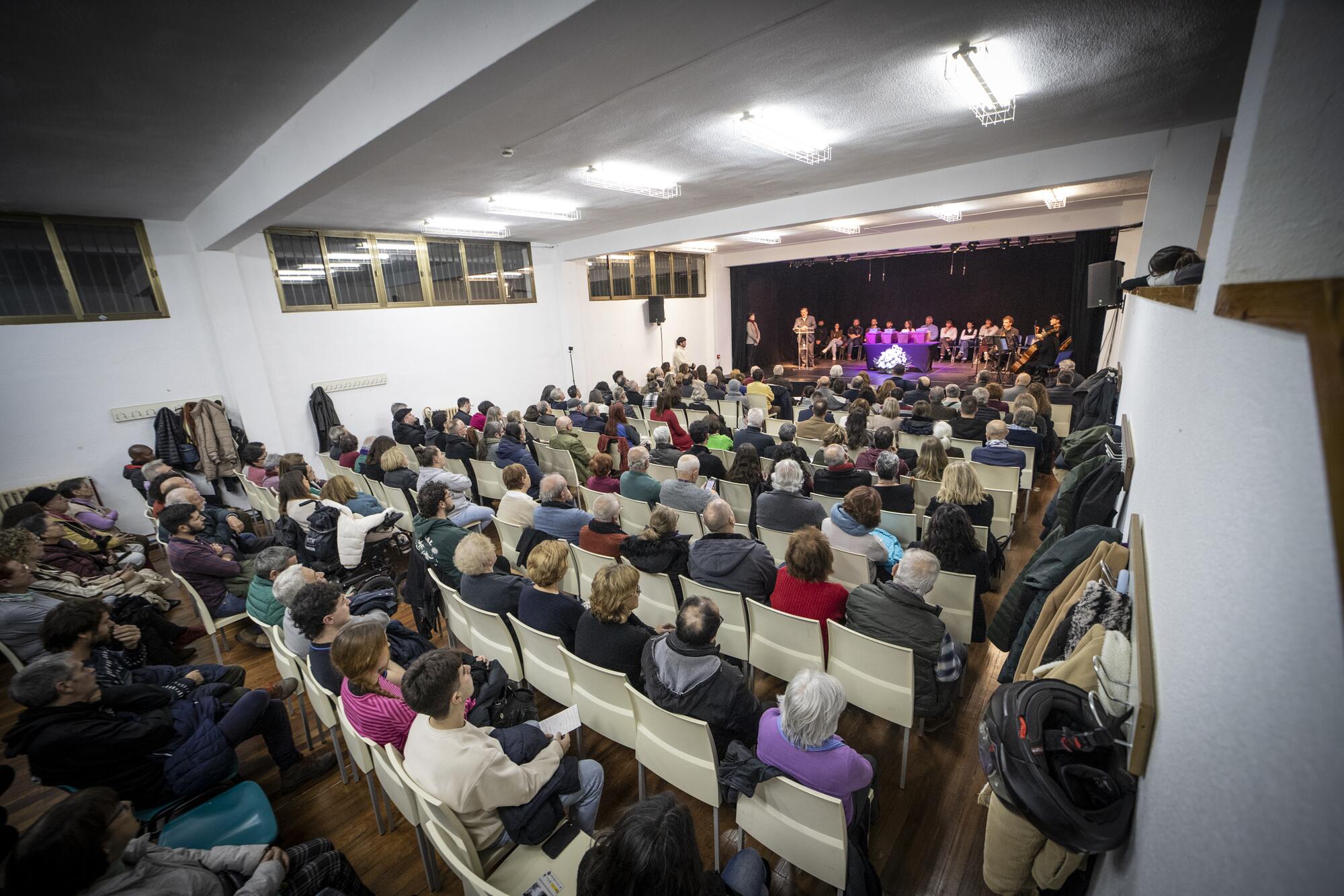 Entrega restos exhumaciones Víznar, Granada.  - 2
