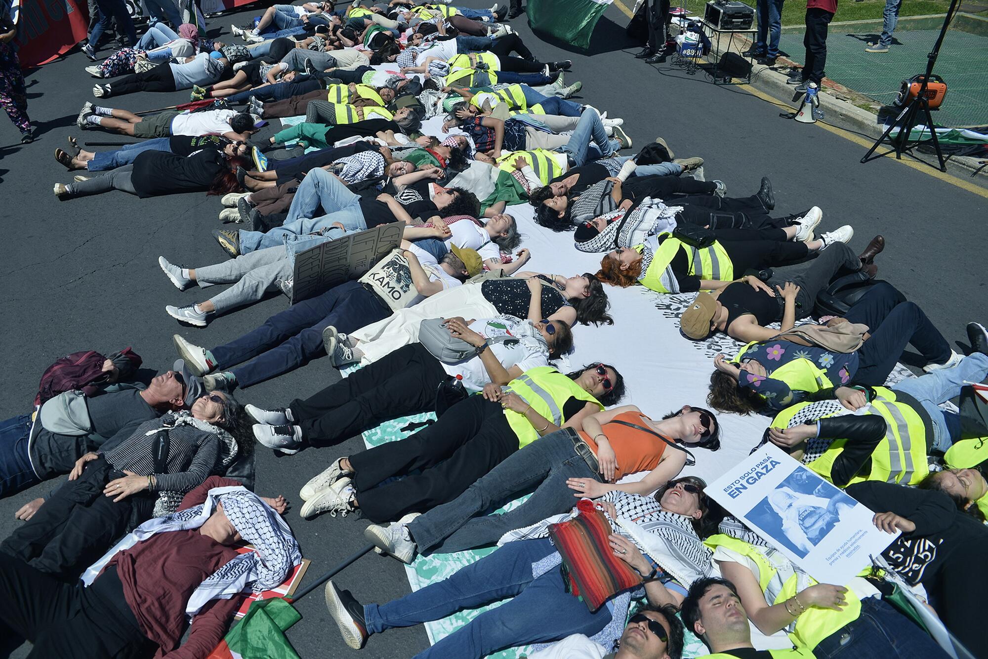 Manifestaciones País Valenciá solidaridad con Palestina 20-21 abril  - 6