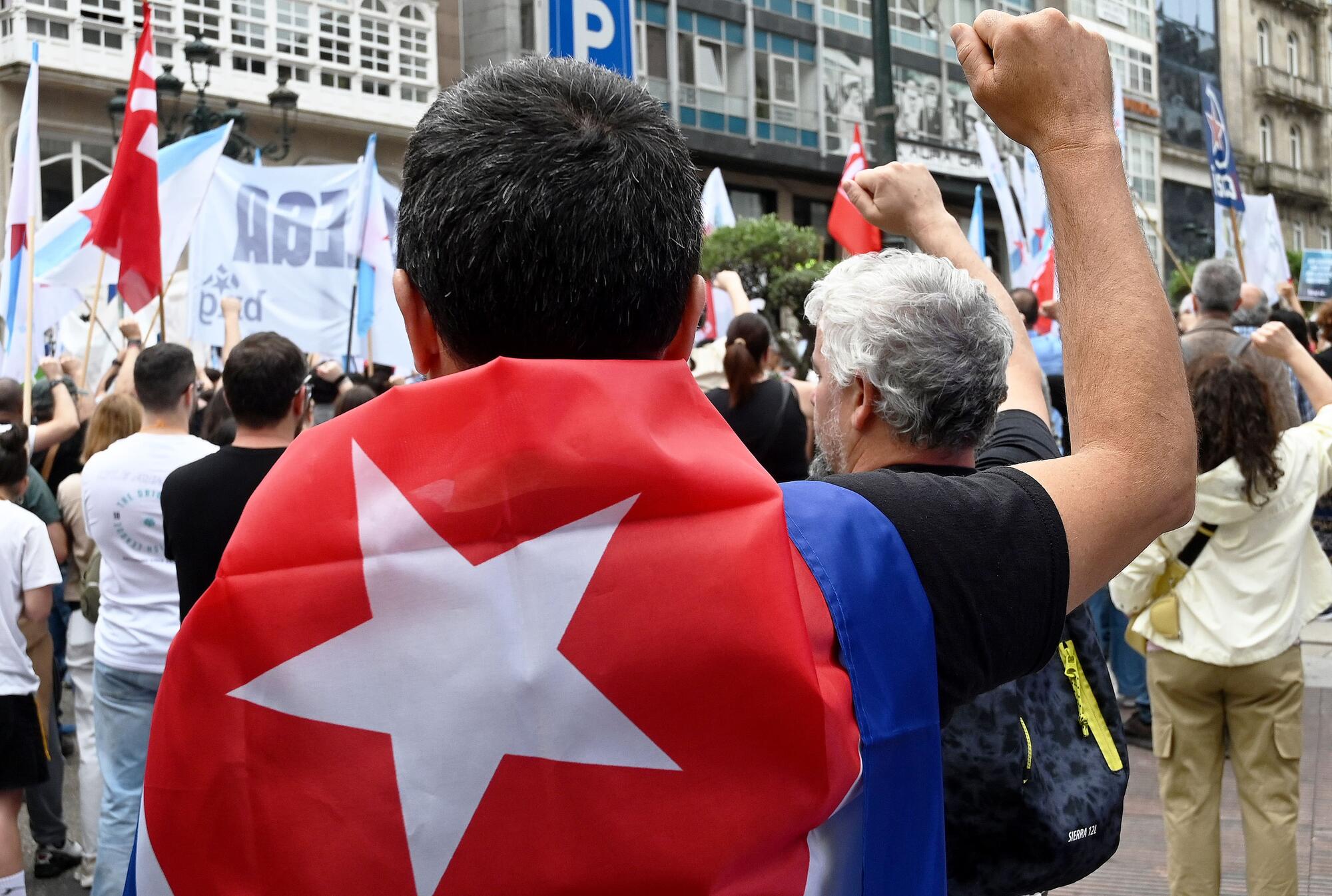 Manifestación Fuerzas Armadas - Vigo 30/05/2026 - 47