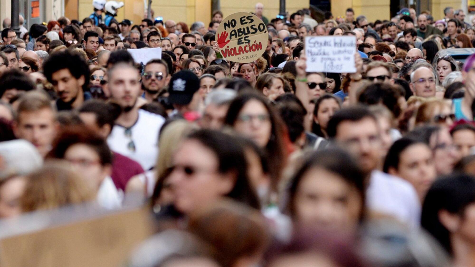 Manifestación en Pamplona contra la sentencia de “La Manada”. Fuente: RTVE.